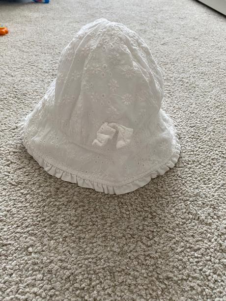 Letný klobucik, f&f,92