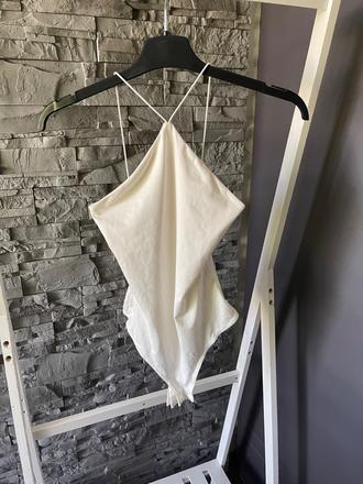 Body v.xs, amisu,xs