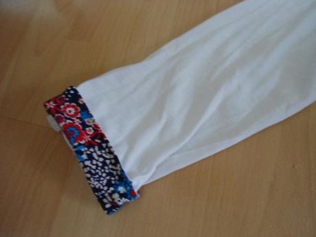 Biele damske tricko kvietky, vero moda,m