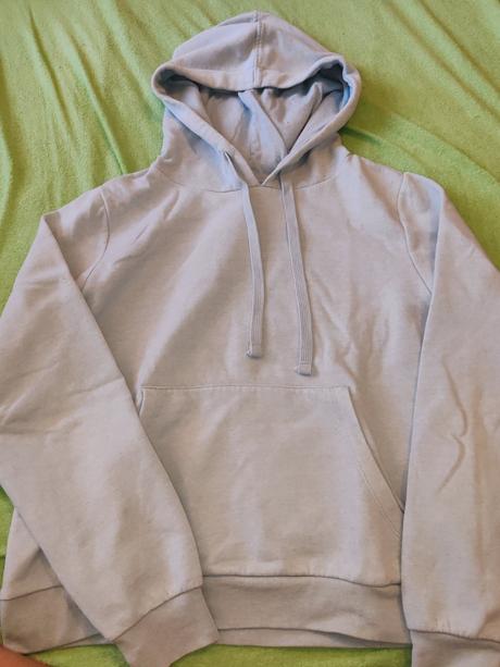 Svetlozelena mikinka s, s