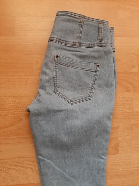 Svetlomodré rifle, bonprix,38