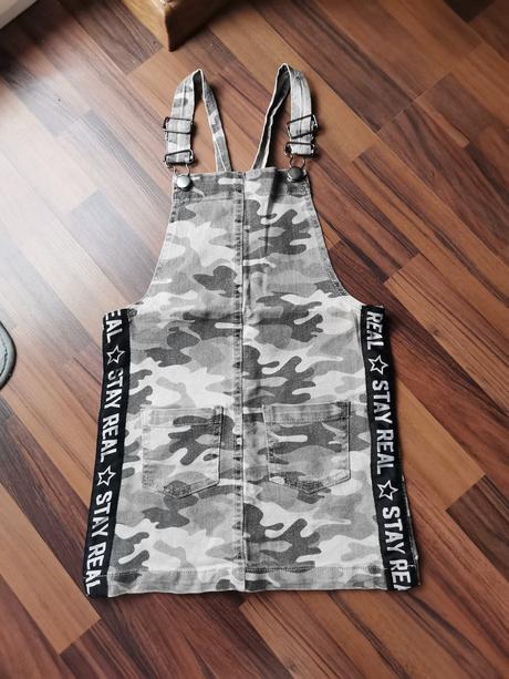 Šatová sukňa, 122