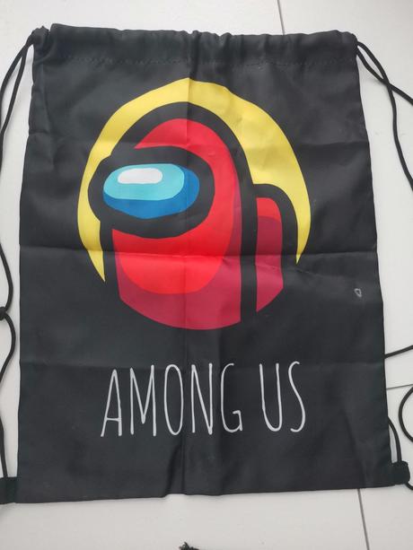 Ruksak amongus, 