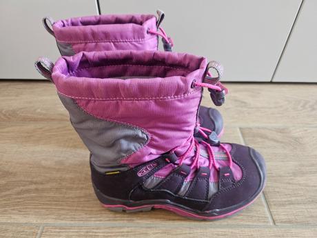 Snehule keen, keen,35