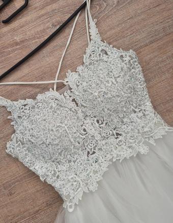 Popolnočné šaty, m