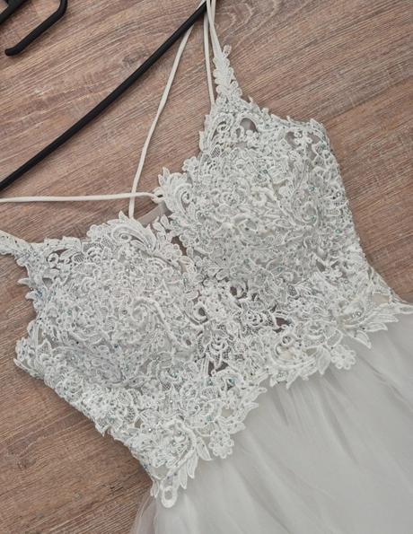 Popolnočné šaty, m