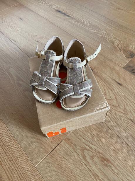 Sandálky bibi, 26