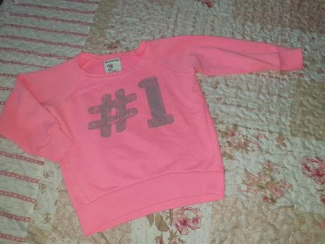 Mikinka, reserved,98