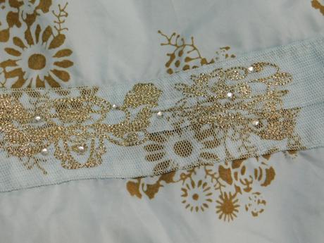 Luxusne velmi pekne šaty, 98