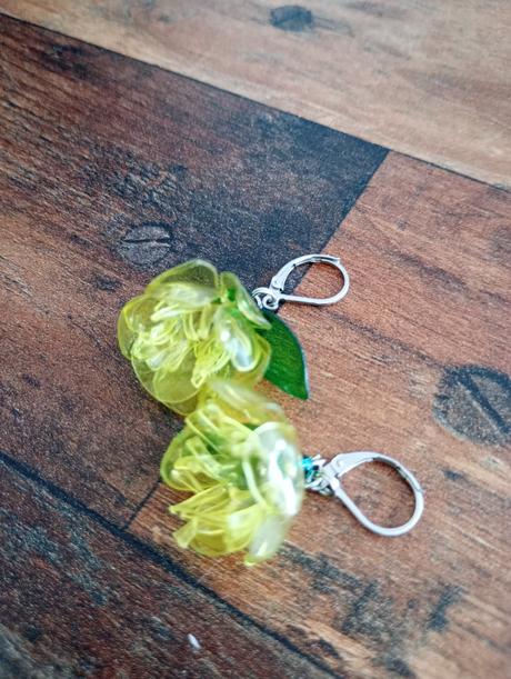 Náušnice z pet- fliaš- ručná práca, 