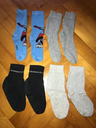 4 páry ponožiek, 36