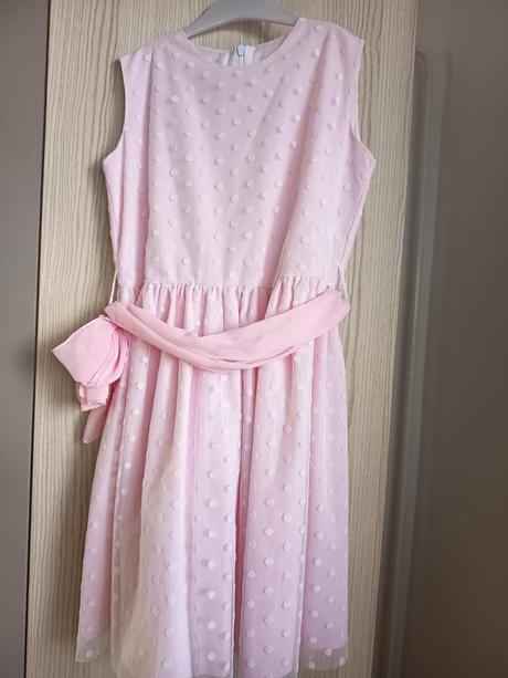 Dievčenské šaty, 140