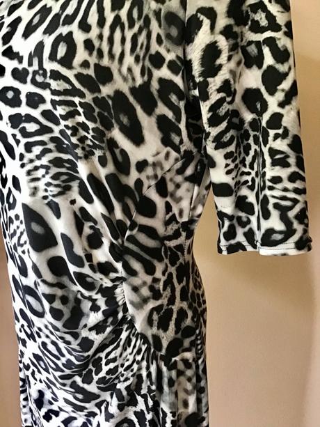 Krasne tigrované saty/r, f&f,40