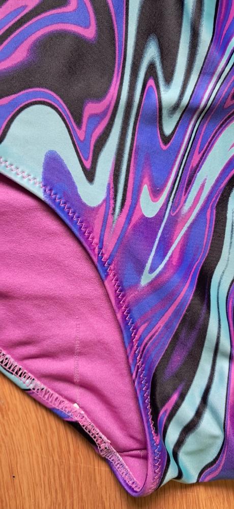 Farebné celé plavky, reserved,140