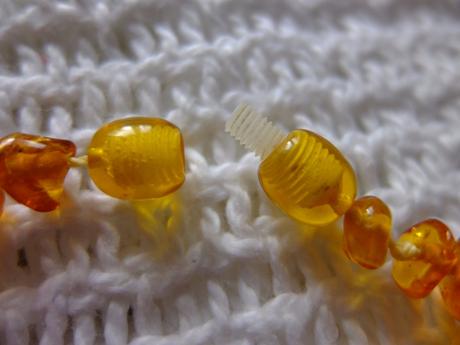 Jantárový náhrdelník pre dieťa,