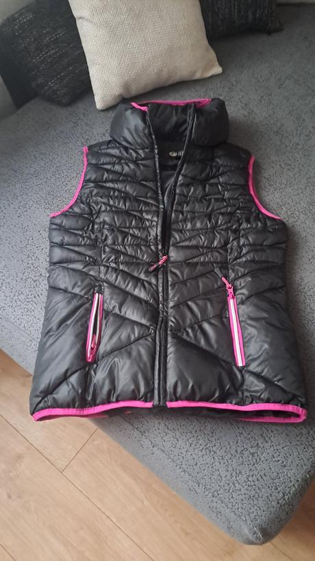 Nenosené vesta, just play,l