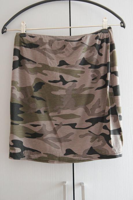 Maskáčová sukňa pretty little thing l, l