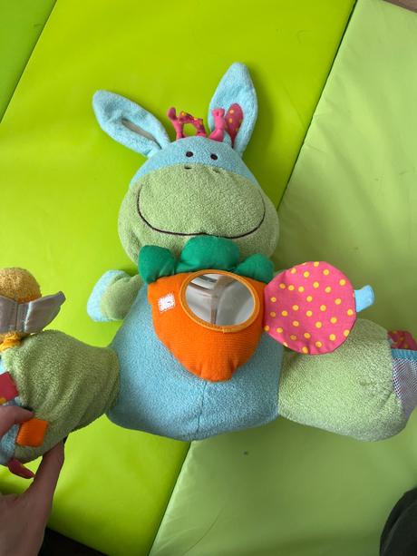 Hračka s rôznymi aktivitami, 