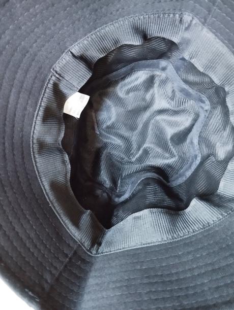 Klobúk nenosený, 58