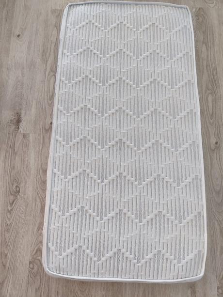 Kvalitný matrac, šírka (cm): 60,dĺžka (cm): 120