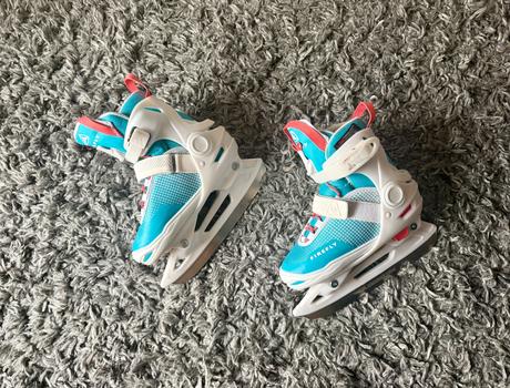 Korčule na ľad, 32