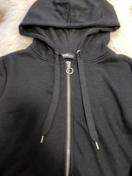 Kvalitná mikina bez poškodenia s-m, new yorker,s