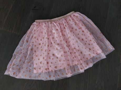 Krasna tylova suknicka so zlatymi srdieckami guma, young dimension,152