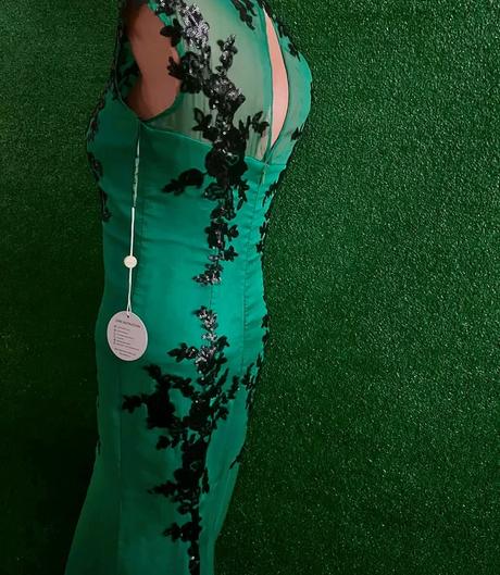 Dámske šaty edressit - vel.s, s