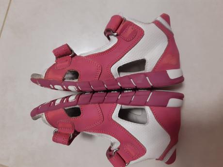 Predam prezuvky pre dievcatko, protetika,29