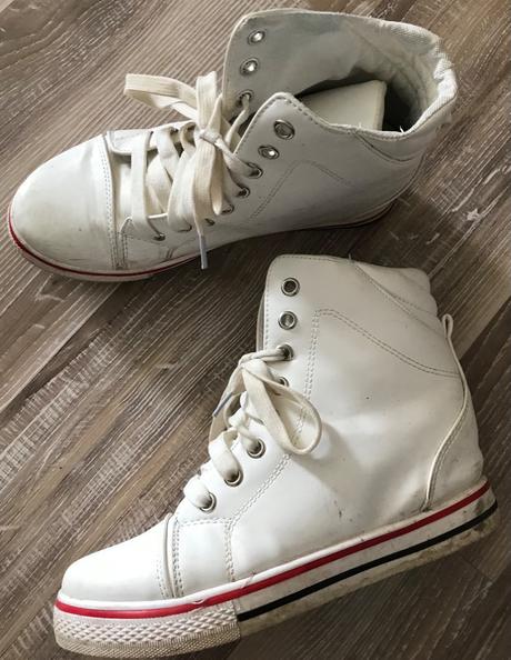 Koženkové tenisky na platforme darujem k nákupu, 39