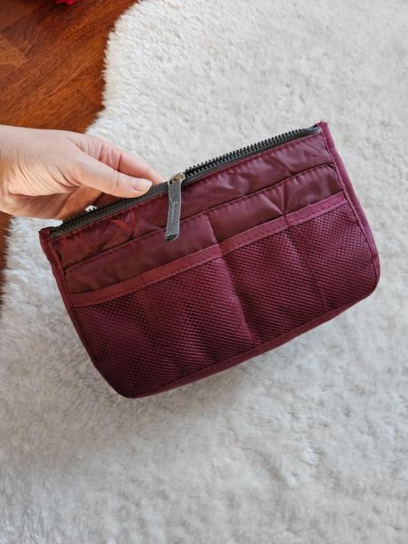 Organizer do kabelky, 