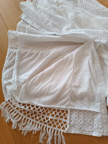 Biele madeirové šaty, m