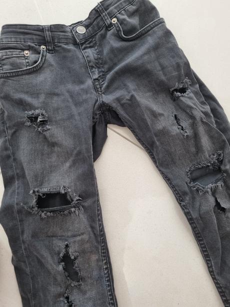 Štýlové luxusné rifle, 146