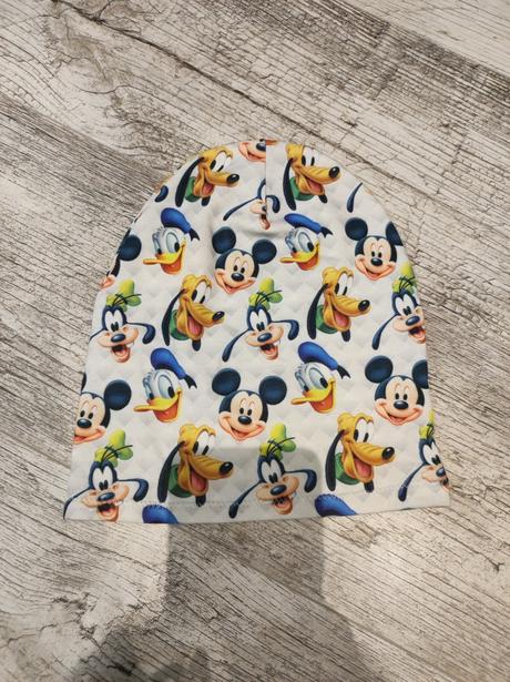 Čiapka hand made, 104