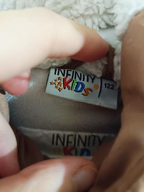 Bundička s líštičkou, 122