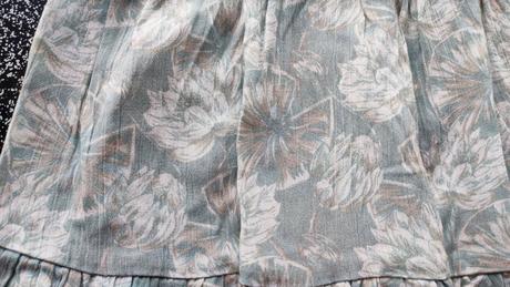 Dievcenska sukna reserved vel. 152, reserved,152