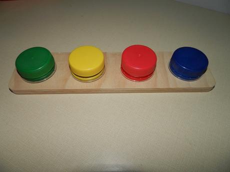 Skrutkovacie veľké vrchnáky 4, 