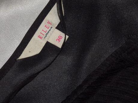 Luxusné hodvábne šaty, 36