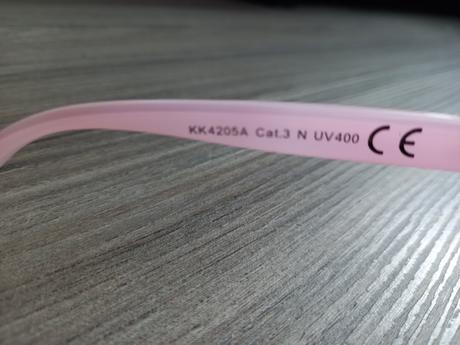 Kabelka,okuliare,čelenka, 