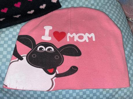 Čiapky 3x, 2x srdiečková, ovečka shaun, funny, 74