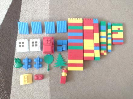 Plastové kocky / stavebnica,