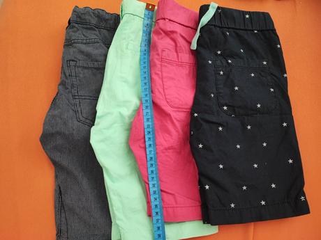 4x šortky, h&m,110