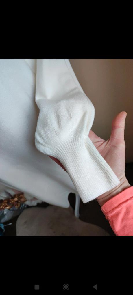 Dámske svetrikove šaty, m