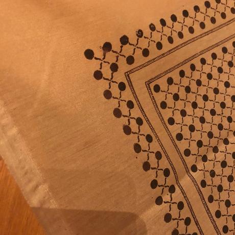 Šatka - hnedá bodkovaná,