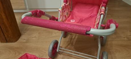 Kočár pre bábiky, 