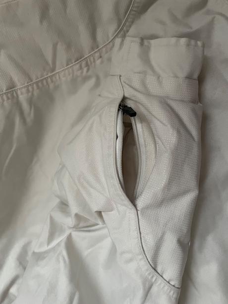 Biela vetrovka aj ako lyziarska, m