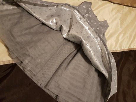 1x oblecene saty, h&m,68