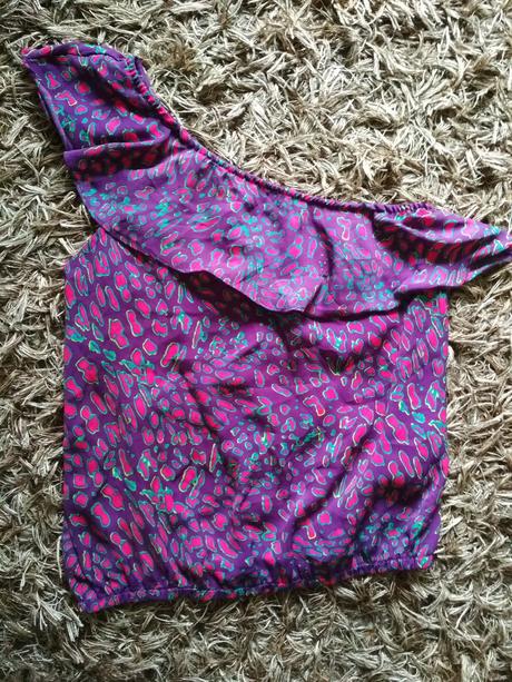 Top na jedno rameno, fishbone,s