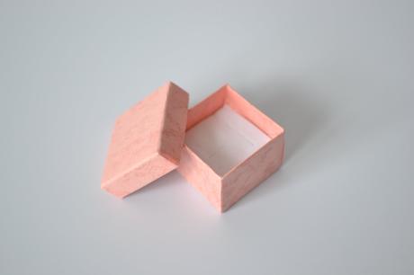 Bledoružová darčeková krabička, 