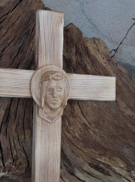 Drevený kríž,